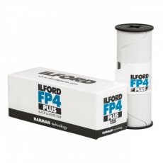 ILFORD film 120 iso125 FP4plus (black and white)